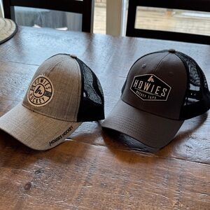 2 x Howie’s Hockey Snap Backs!